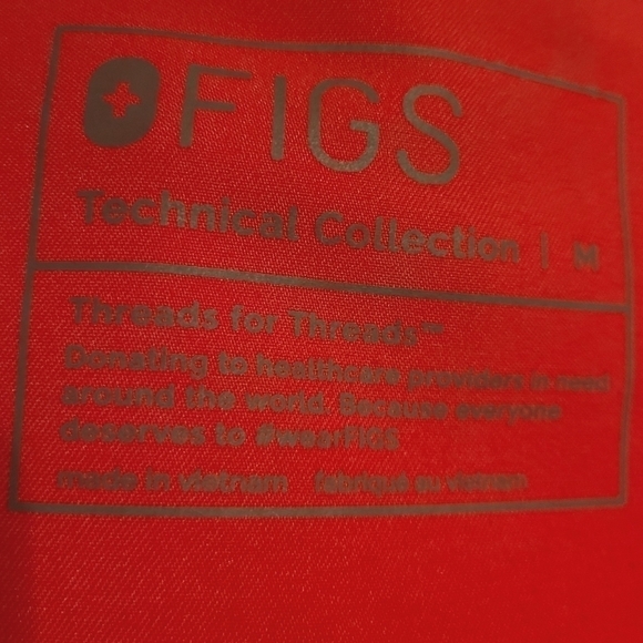 FIGS | Women's Red V-Neck One Pocket Scrubs Top (Size Medium) - Picture 3 of 12